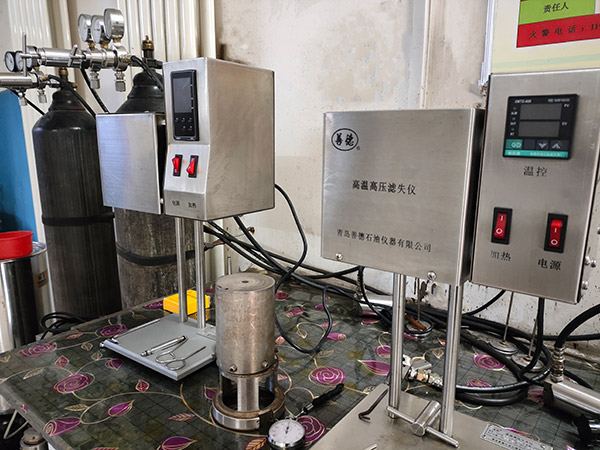 高溫高壓濾失儀2.jpg